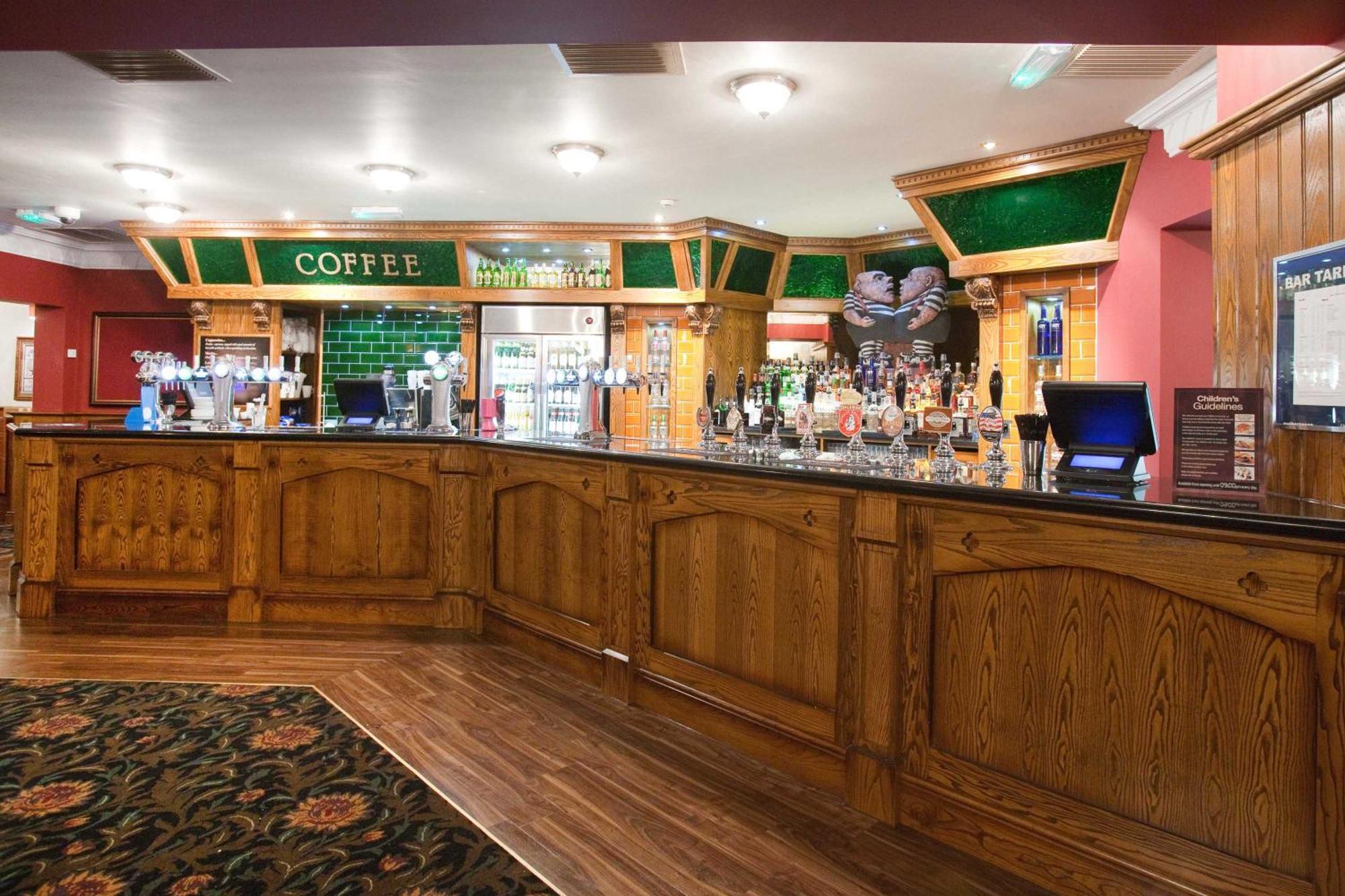 The Unicorn Hotel Wetherspoon Рипон Экстерьер фото