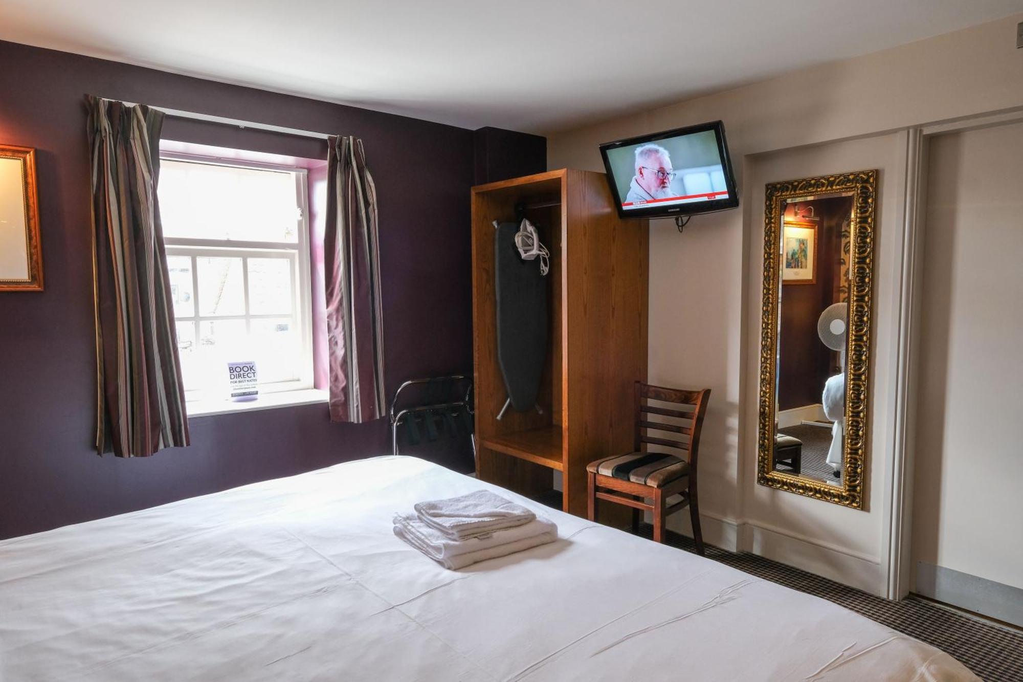 The Unicorn Hotel Wetherspoon Рипон Экстерьер фото