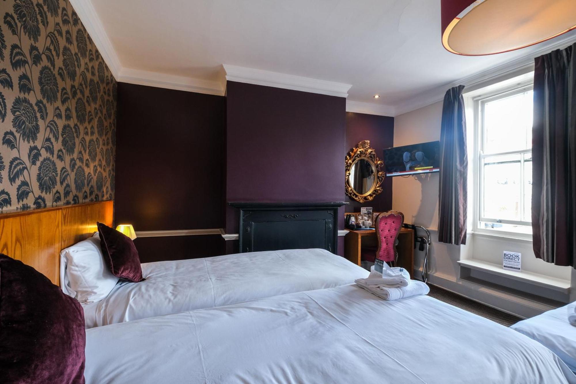 The Unicorn Hotel Wetherspoon Рипон Экстерьер фото